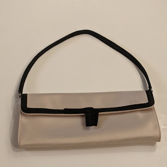 Cream clutch with black ribbon accents, Banana Republic - Picture 2 of 4